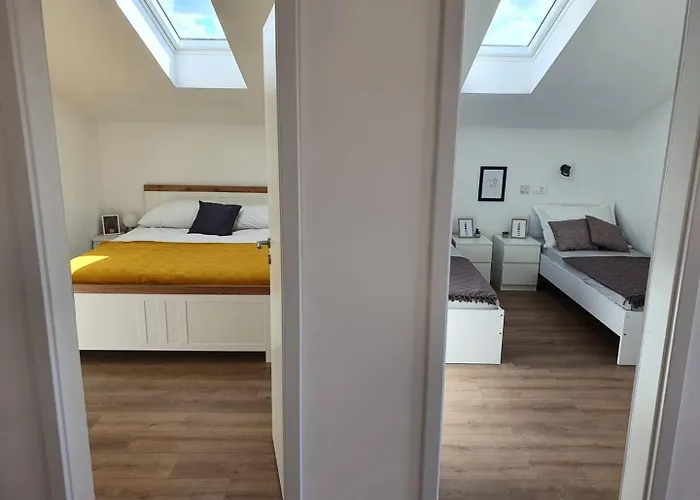 - 2 Bedroom With Sea View 扎达尔