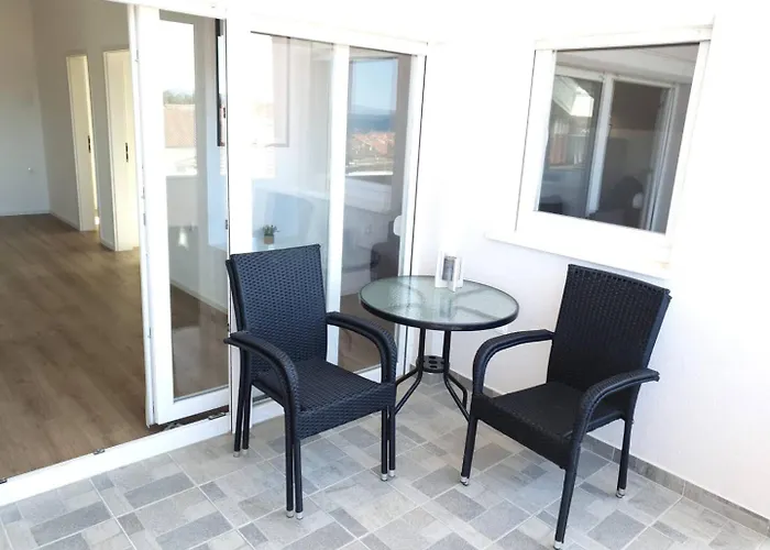 - 2 Bedroom With Sea View * 扎达尔