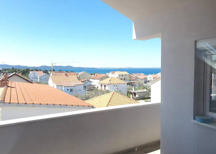 - 2 Bedroom With Sea View * 扎达尔