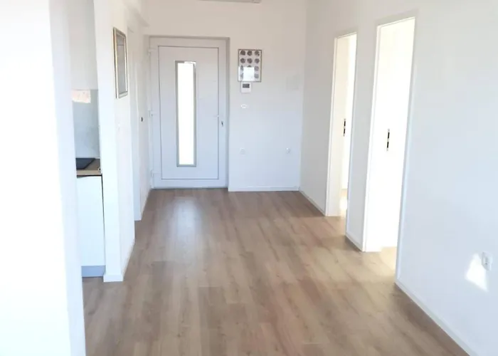 公寓 - 2 Bedroom With Sea View 扎达尔