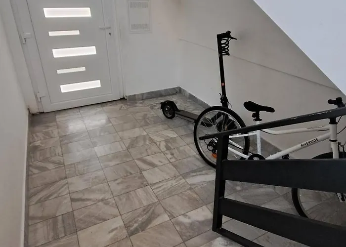 - 2 Bedroom With Sea View * 扎达尔