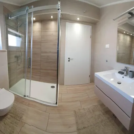 - 2 Bedroom With Sea View