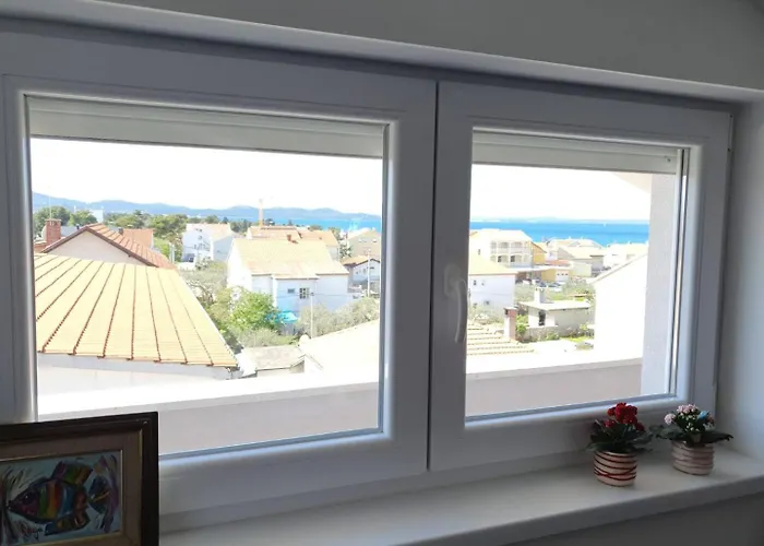 - 2 Bedroom With Sea View *