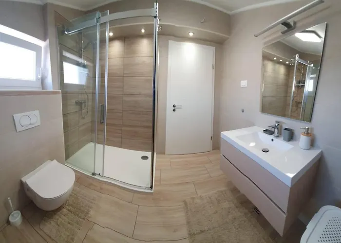 - 2 Bedroom With Sea View